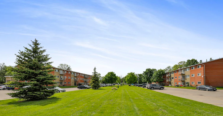 1422-103-1426 Huron Street, London, ON, N5V 2E5 - 3