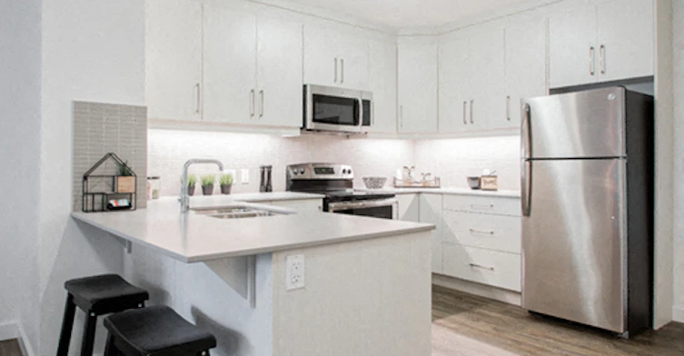 9939 Jasper Avenue, Edmonton, AB, T5J 2W8 - 6