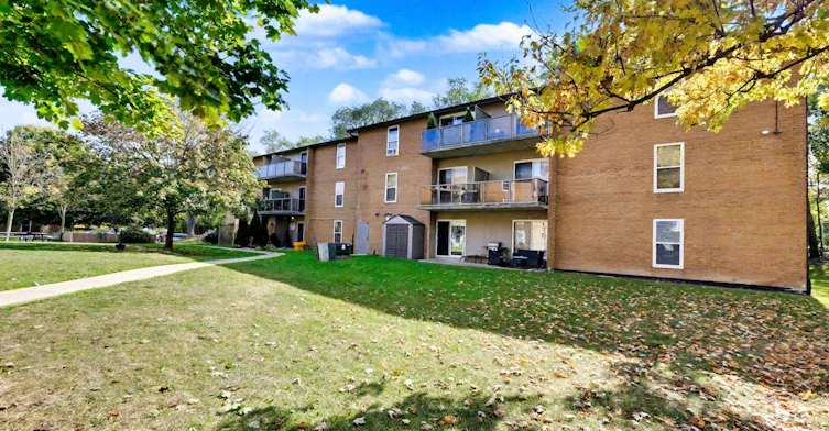 625-304-645 Village Green Avenue, London, ON, N6K 1G6 - 2
