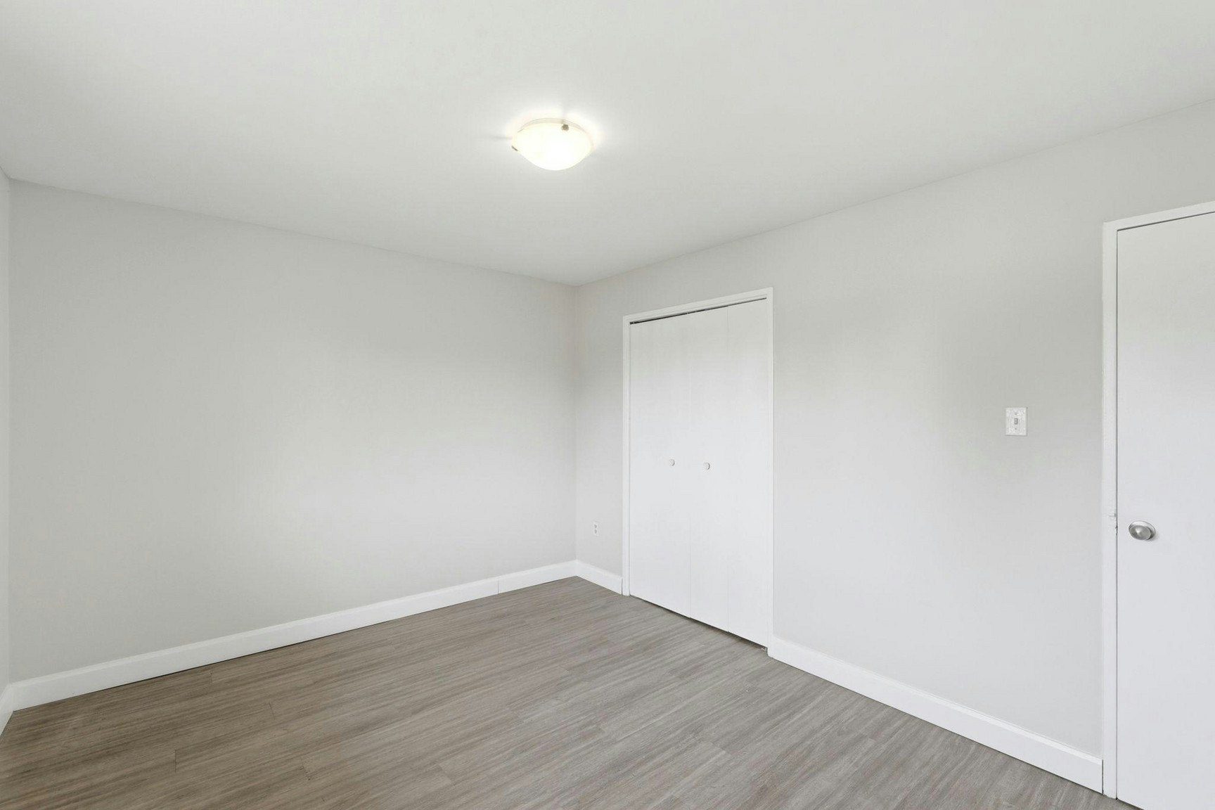 87-222-99 Cartier Road, London, ON, N5V 1G4 - 17