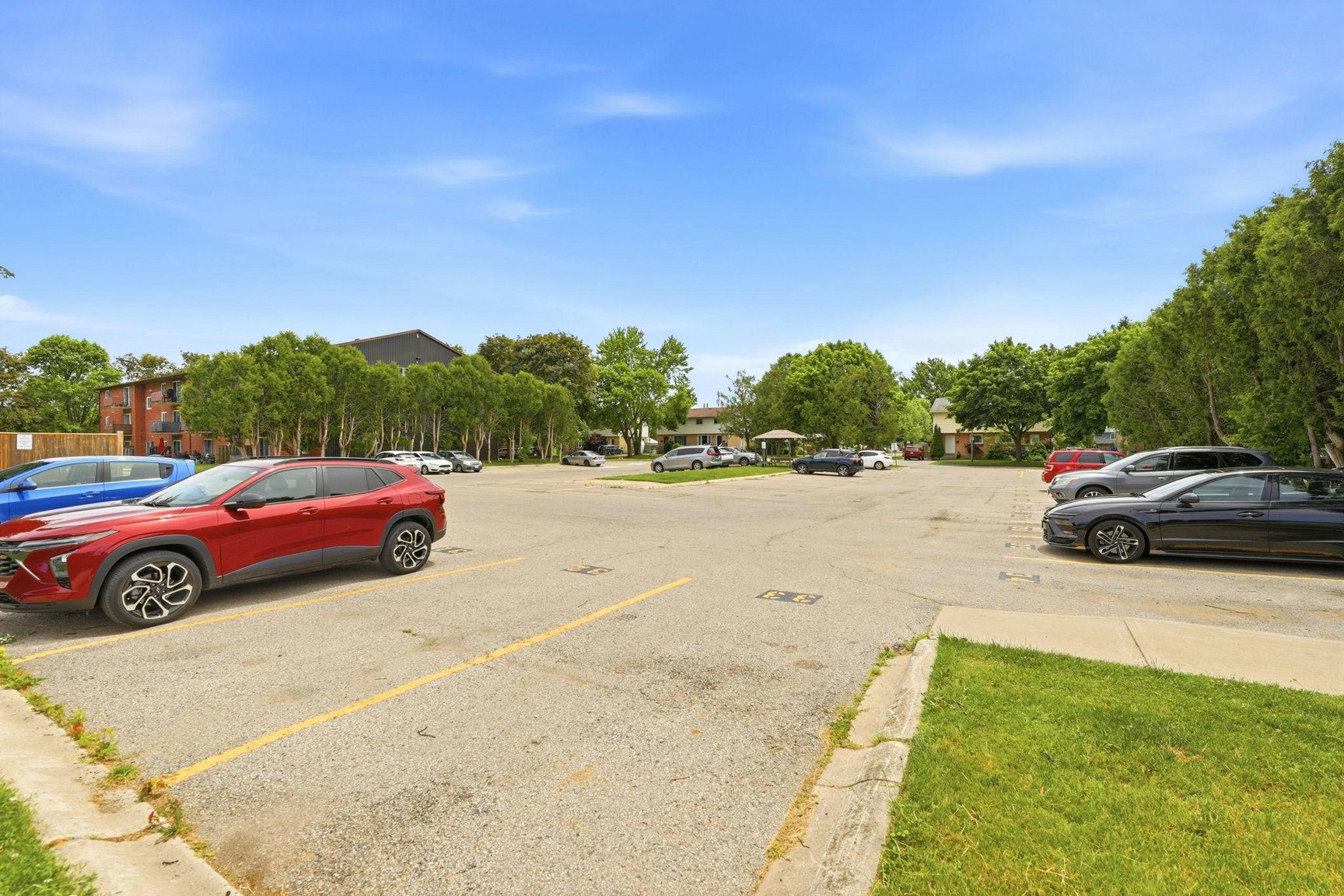 87-222-99 Cartier Road, London, ON, N5V 1G4 - 36