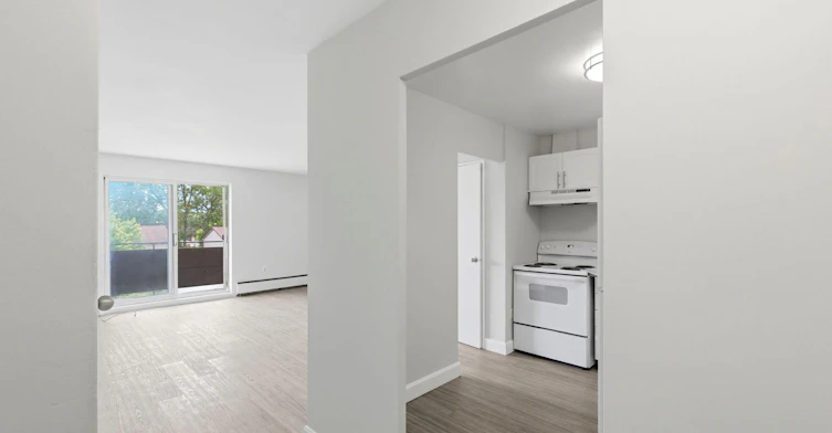 87-222-99 Cartier Road, London, ON, N5V 1G4 - 7