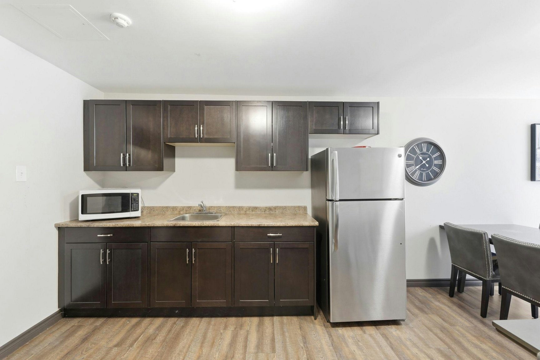 87-222-99 Cartier Road, London, ON, N5V 1G4 - 26