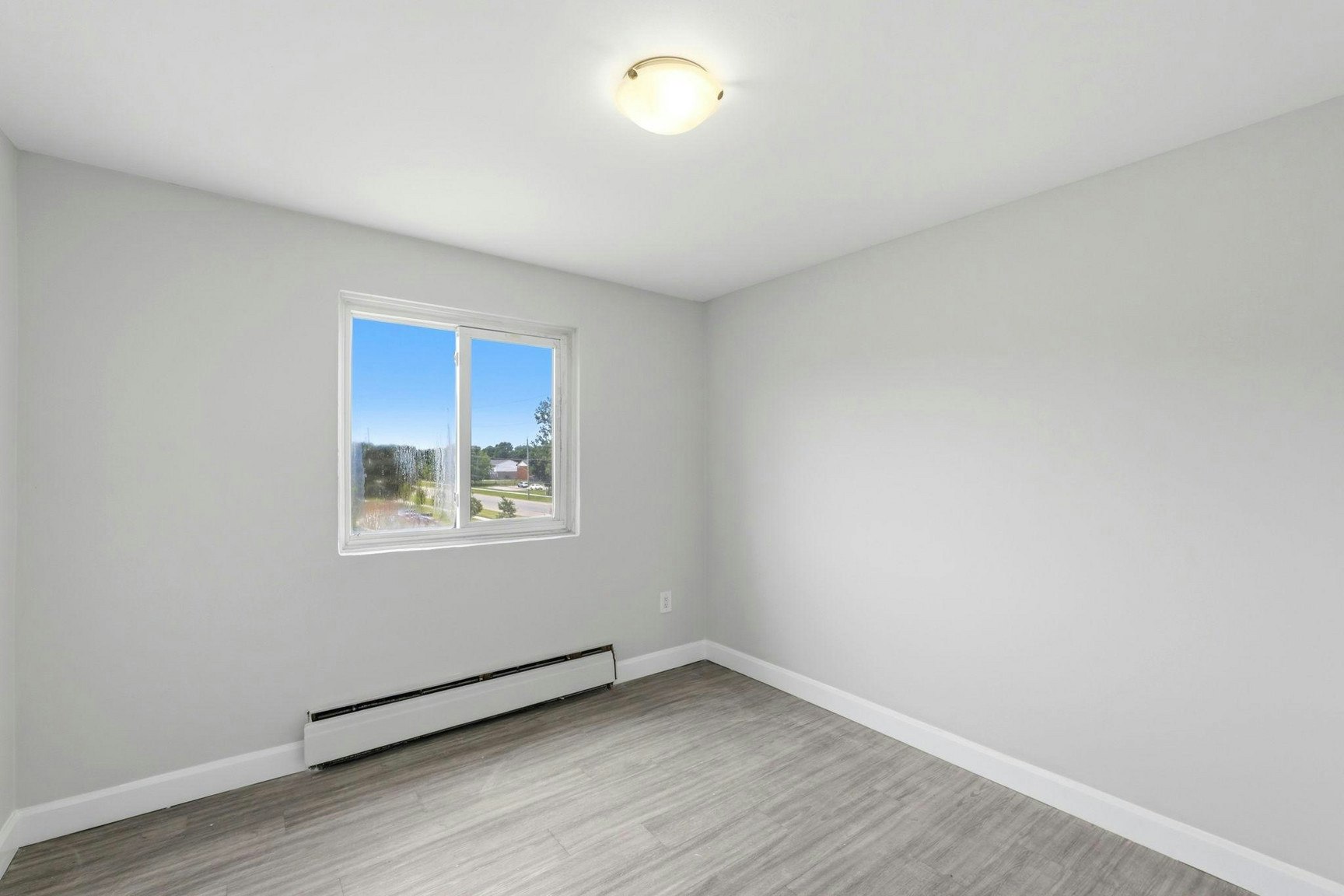 87-222-99 Cartier Road, London, ON, N5V 1G4 - 18