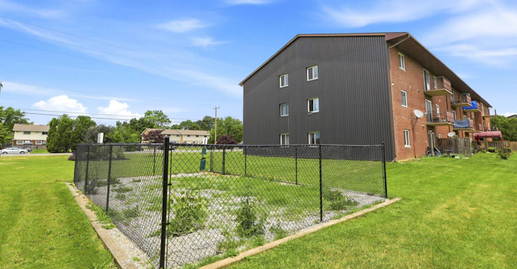 87-222-99 Cartier Road, London, ON, N5V 1G4 - 32