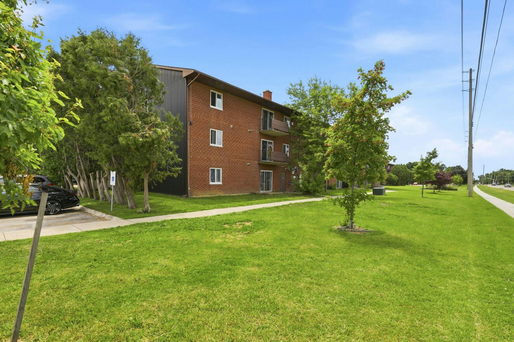 87-222-99 Cartier Road, London, ON, N5V 1G4 - 31