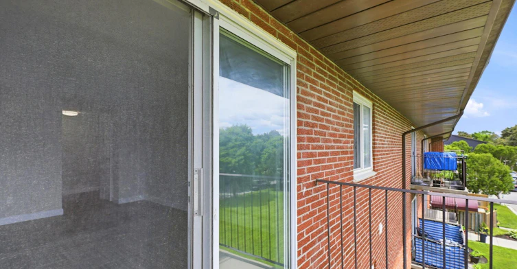 99-113-99 Cartier Road, London, ON, N5V 1G4 - 24