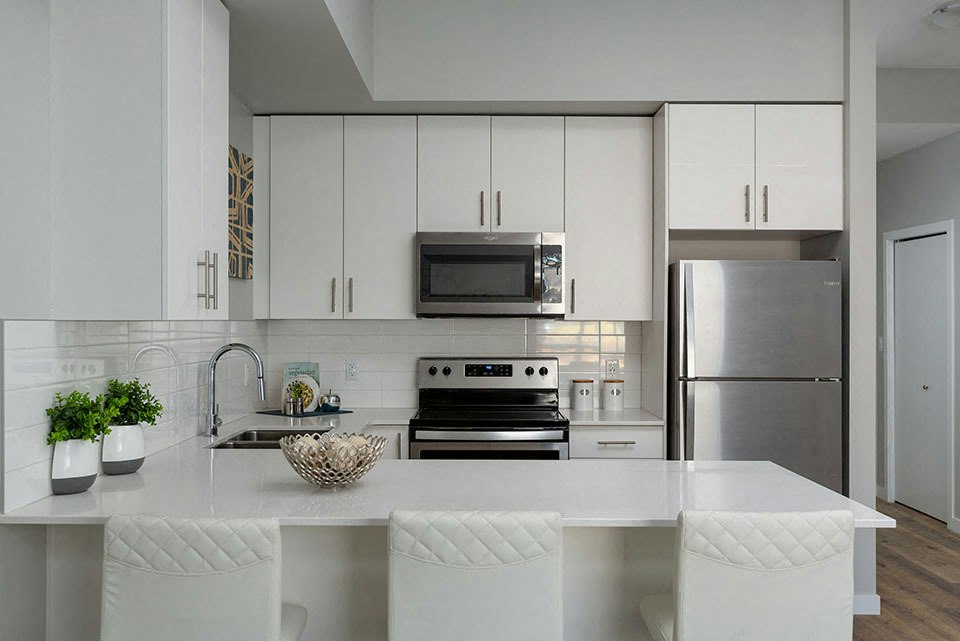 724 Valley Road, Kelowna, BC, V1V 2E6 - 2