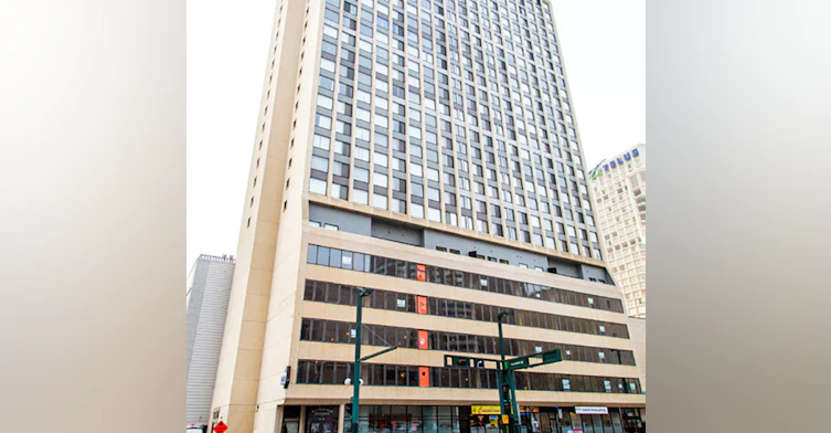 9925 Jasper Avenue, Edmonton, AB, T5J 2X5 - 2