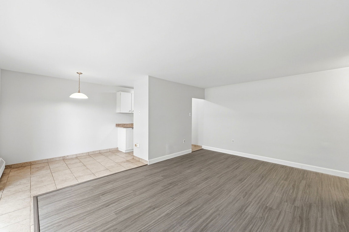 1223 Richmond Street, London, ON, N6A 3L8 - 9