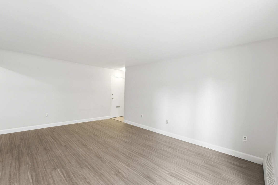 1223 Richmond Street, London, ON, N6A 3L8 - 8