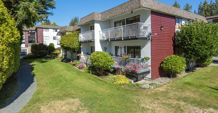 1371 Blackwood Street, Surrey, BC, V4B 3V2 - 14
