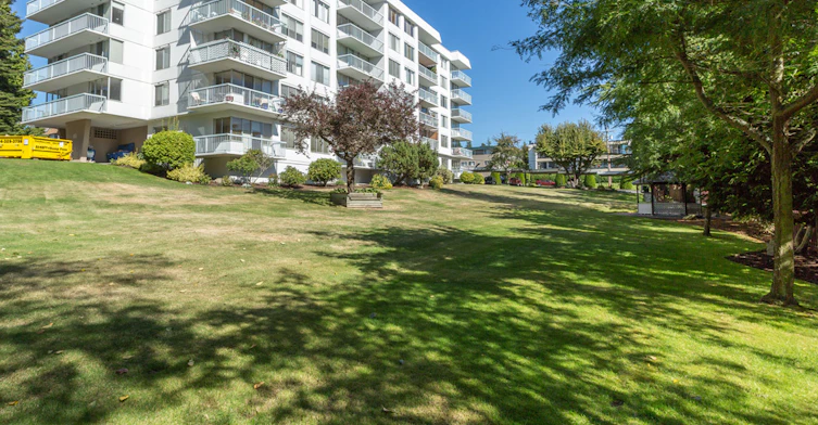 1371 Blackwood Street, Surrey, BC, V4B 3V2 - 13