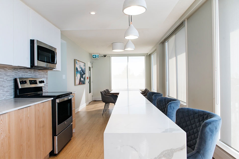 1371 Blackwood Street, Surrey, BC, V4B 3V2 - 8