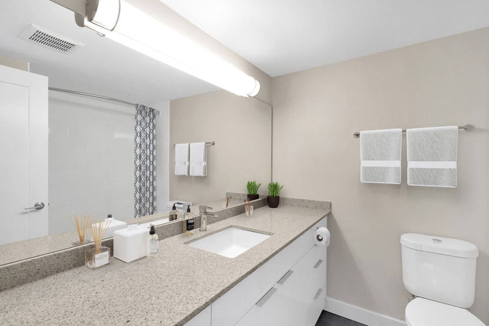 1371 Blackwood Street, Surrey, BC, V4B 3V2 - 6