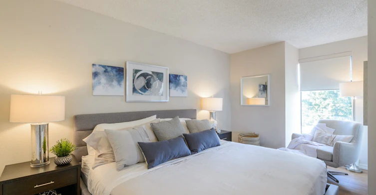 9835 King George Boulevard, Surrey, BC, V3T 5H6 - 9