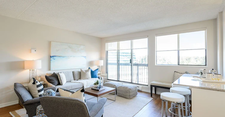 9835 King George Boulevard, Surrey, BC, V3T 5H6 - 4