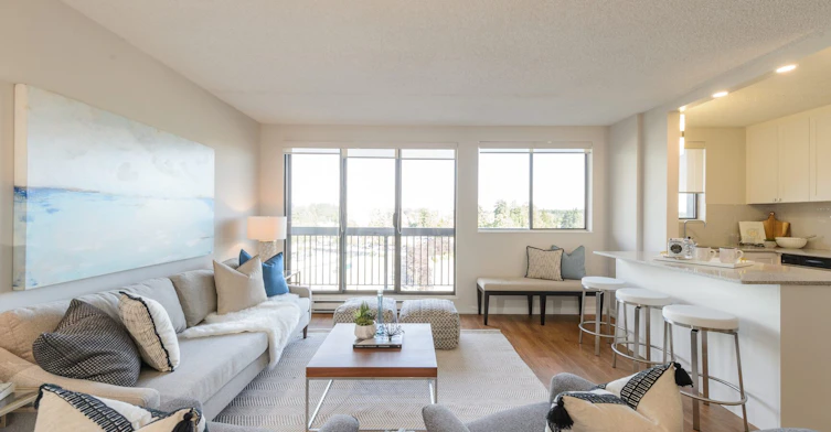 9835 King George Boulevard, Surrey, BC, V3T 5H6 - 3