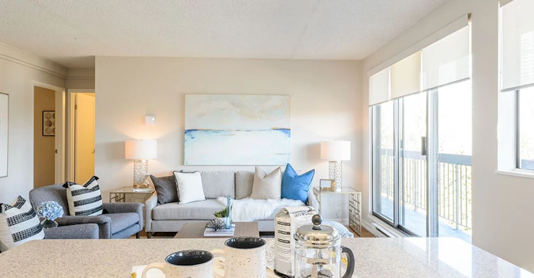 9835 King George Boulevard, Surrey, BC, V3T 5H6 - 8