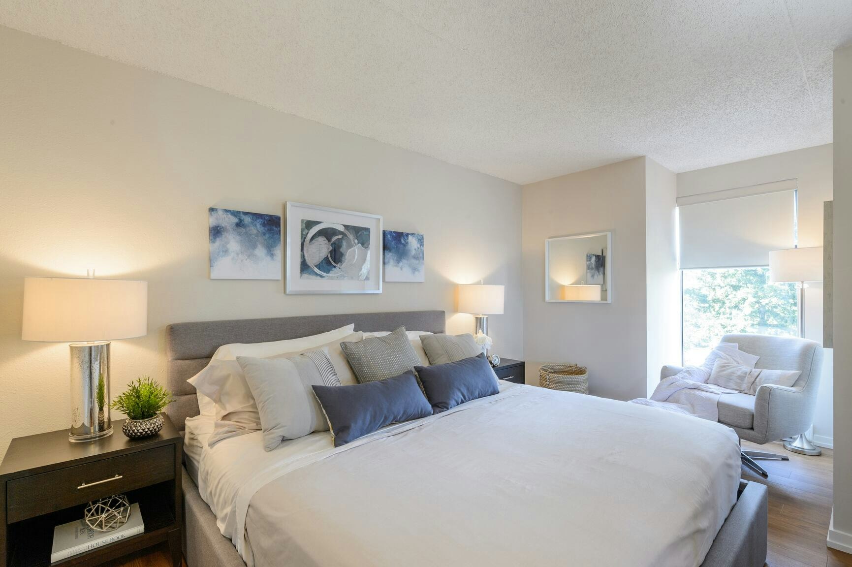 9835 King George Boulevard, Surrey, BC, V3T 5H6 - 9