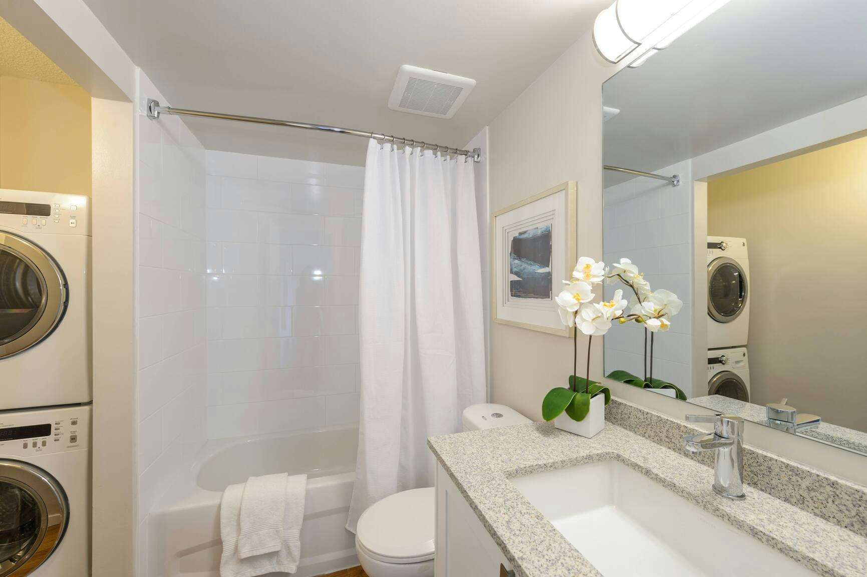 9835 King George Boulevard, Surrey, BC, V3T 5H6 - 11