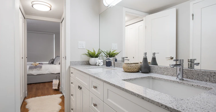 1022 Nelson Street, Vancouver, BC, V6E 4S7 - 21