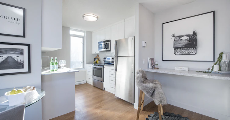 1022 Nelson Street, Vancouver, BC, V6E 4S7 - 11