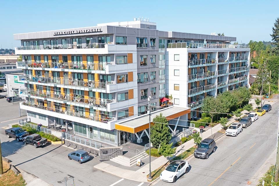 1561 Oxford Street, North Vancouver, BC, V7J 0B1 - 14
