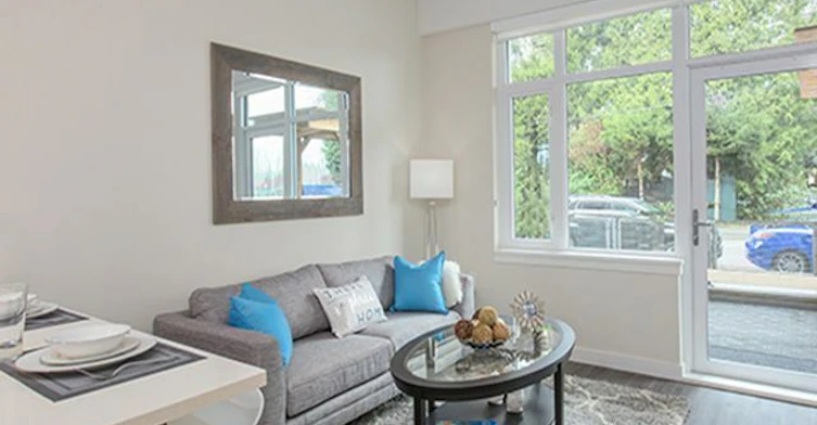 1561 Oxford Street, North Vancouver, BC, V7J 0B1 - 2