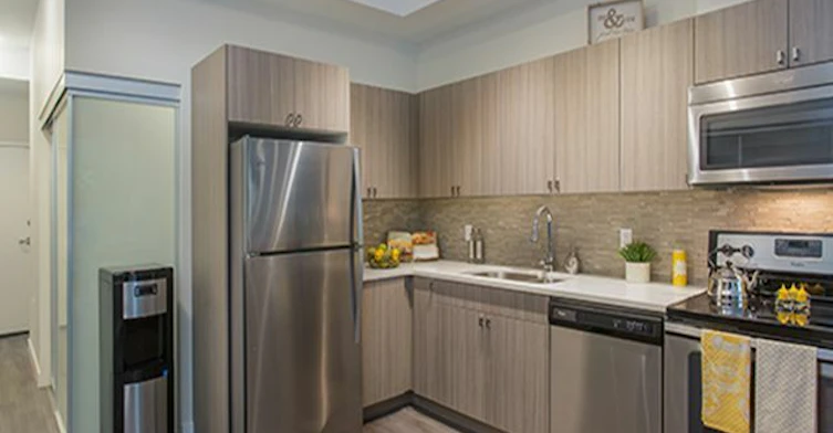1561 Oxford Street, North Vancouver, BC, V7J 0B1 - 5