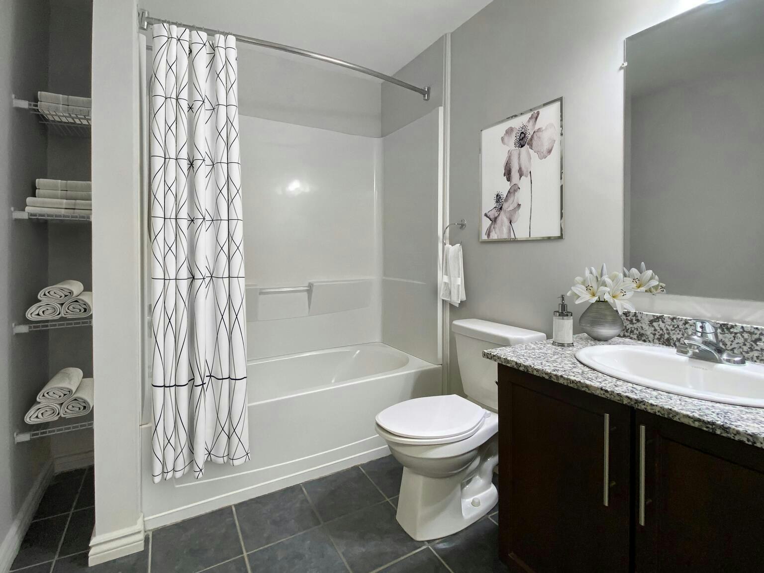 5 Rittenhouse Road, Kitchener, ON, N2E 2M8 - 11