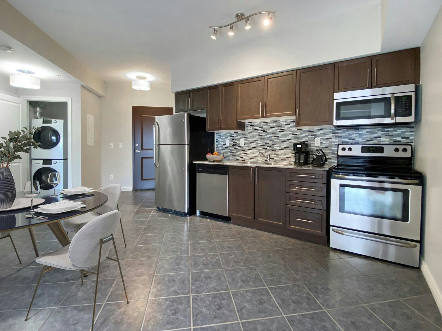 5 Rittenhouse Road, Kitchener, ON, N2E 2M8 - 6