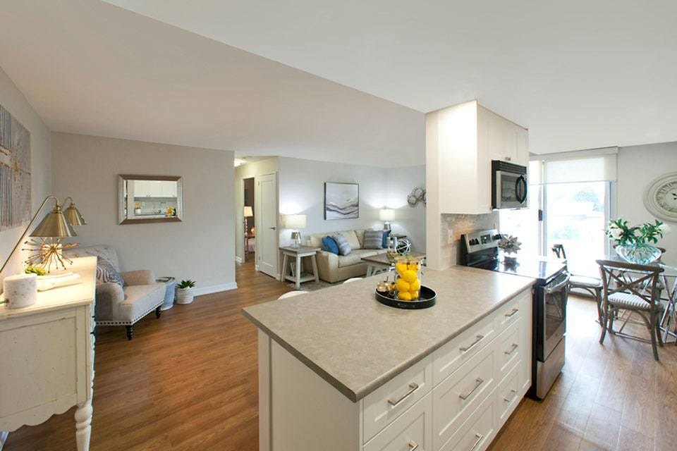 11 Overlea Drive, Kitchener, ON, N2M 5C8 - 3