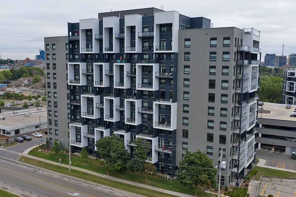 460A Belmont Rental Office At 460b Avenue West, Kitchener, ON, N2M 0B3 - 56
