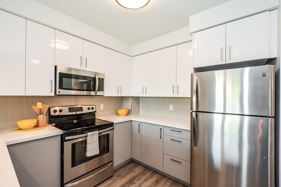 460A Belmont Rental Office At 460b Avenue West, Kitchener, ON, N2M 0B3 - 21
