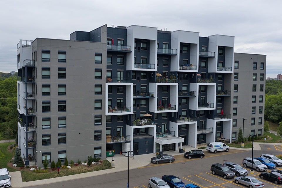 460A Belmont Rental Office At 460b Avenue West, Kitchener, ON, N2M 0B3 - 54