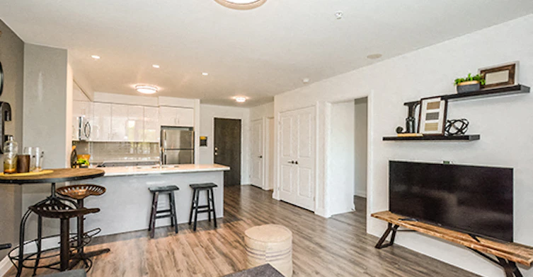 460A Belmont Rental Office At 460b Avenue West, Kitchener, ON, N2M 0B3 - 18