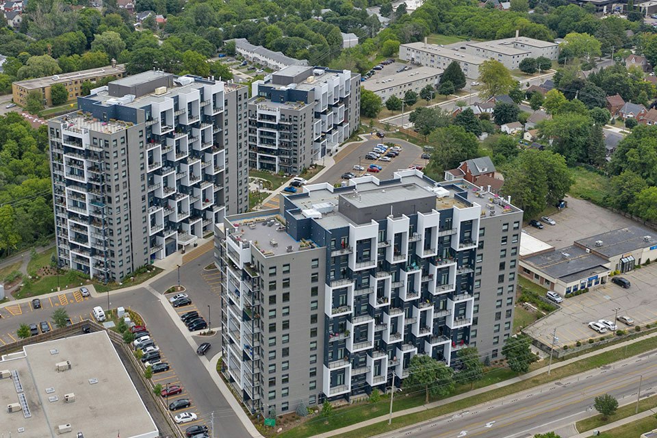 460A Belmont Rental Office At 460b Avenue West, Kitchener, ON, N2M 0B3 - 58