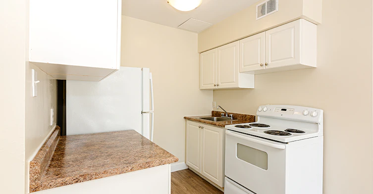 295 Lakeshore Drive, North Bay, ON, P1A 3N8 - 11