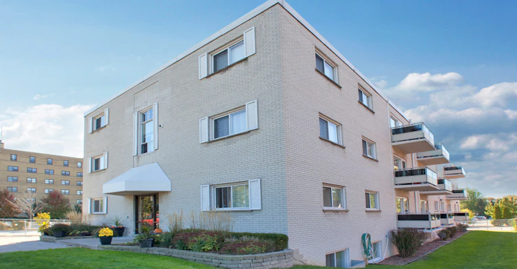 399 London Road, Sarnia, ON, N7T 4W4 - 3