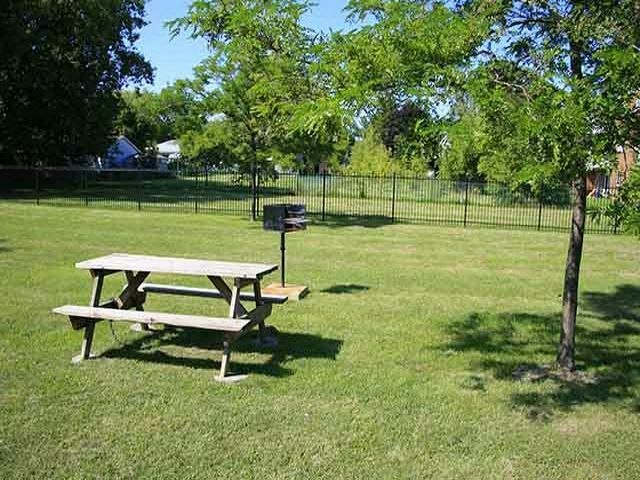 755 Roger Street, Sarnia, ON, N7S 2S8 - 7