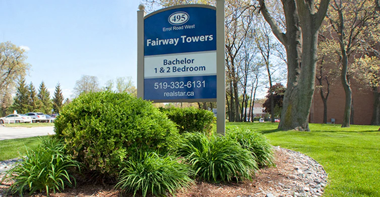 495 Errol Road West, Sarnia, ON, N7V 2B8 - 2