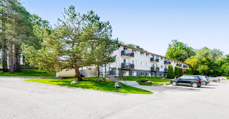 164 11th Avenue, Hanover, ON, N4N 2R1 - 4