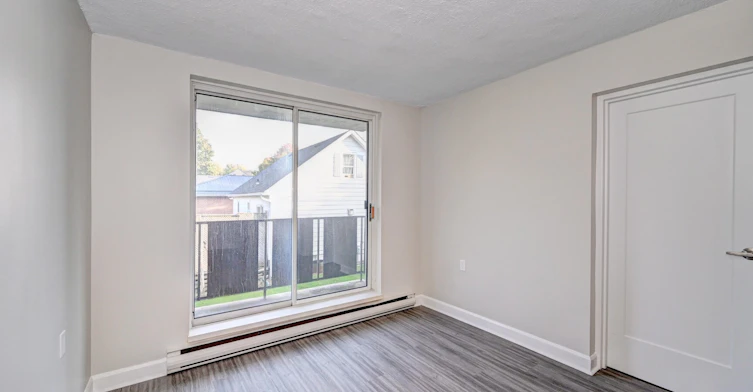 211-156 Egremont Street N, Wellington North, ON, N0G 2L2 - 6