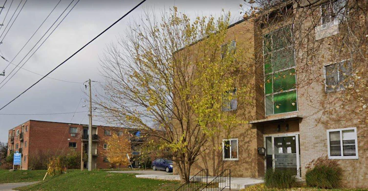 1290 Huron Street, London, ON, N5Y 4M2