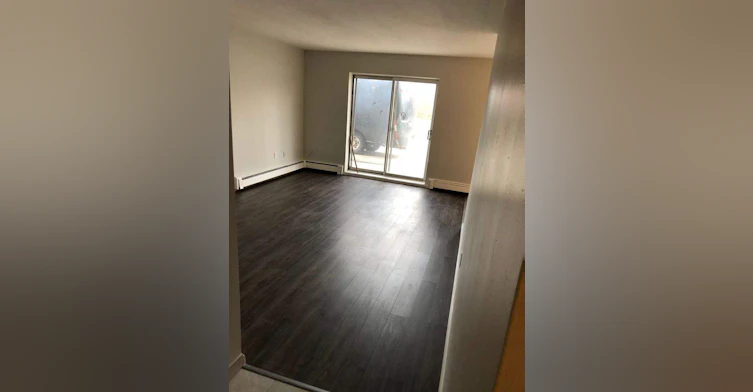 1290 Huron Street, London, ON, N5Y 4M2 - 3