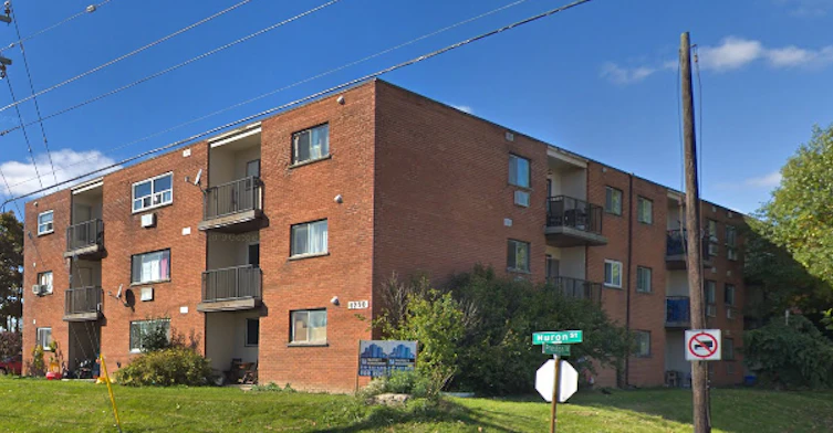 1290 Huron Street, London, ON, N5Y 4M2