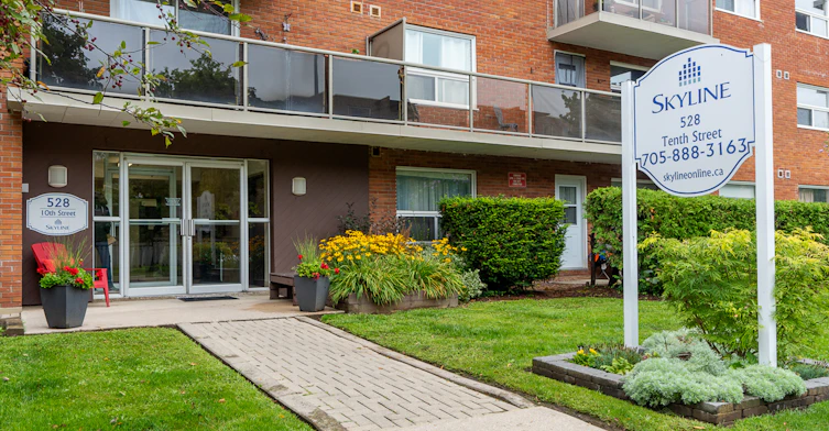 106-528 Tenth Street, Collingwood, ON, L9Y 4C1