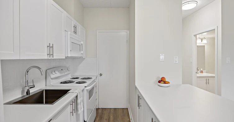 211-108-211 Hunter Street E, Peterborough, ON, K9H 7L6 - 14