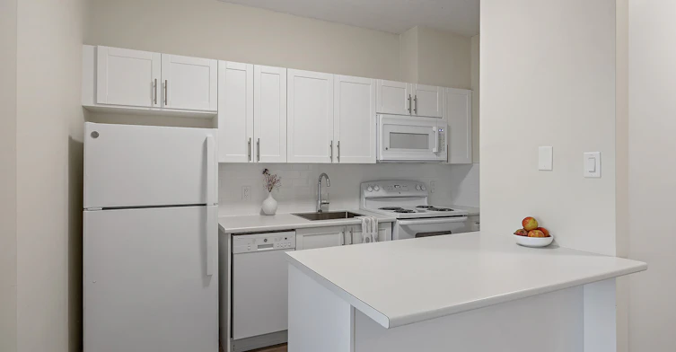 211-108-211 Hunter Street E, Peterborough, ON, K9H 7L6 - 12